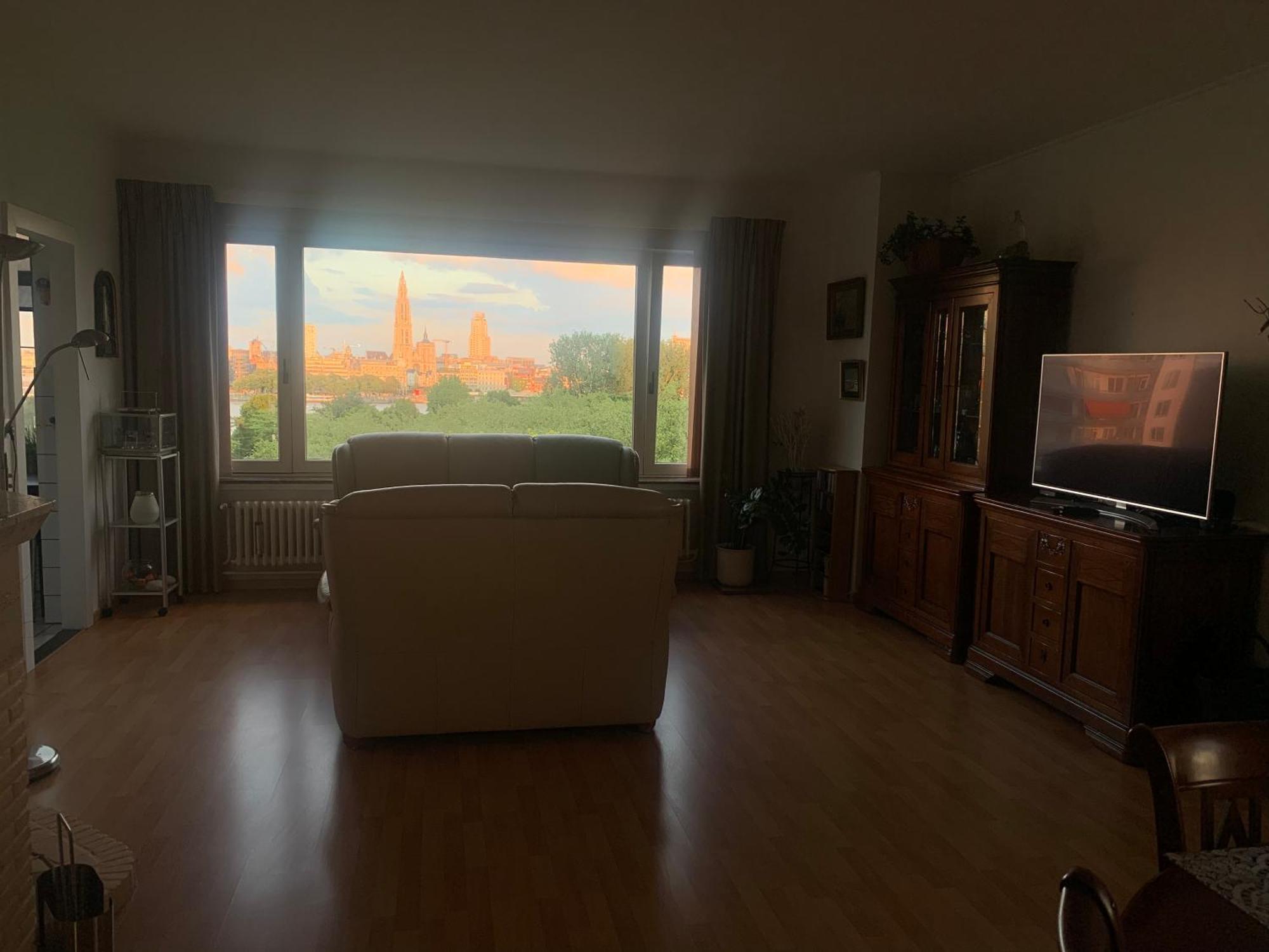Apartment Linkerover- City Centre & Cathedral View Amberes Exterior foto